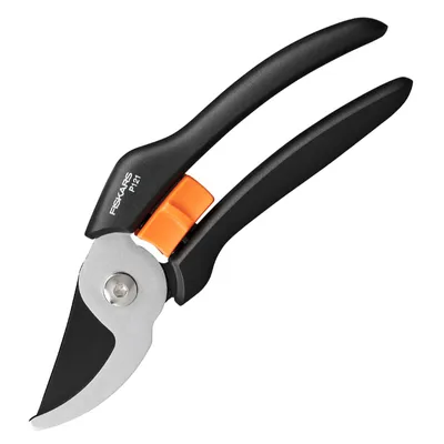 Ножица градинска Fiskars за израстъци и издънки ф 18 мм, P121