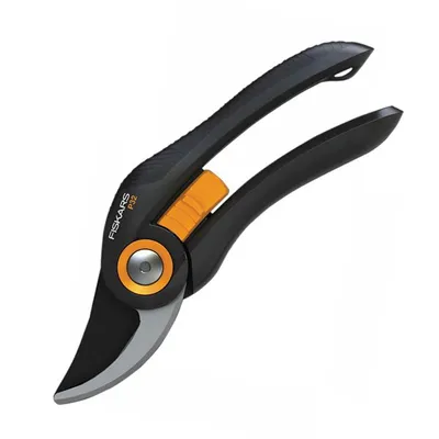 Ножица градинска Fiskars за израстъци и издънки ф 22 мм, 197 мм, Solid P32