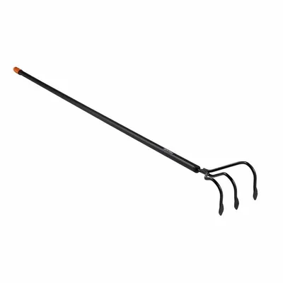 Разрохквател Fiskars на почва  1640 мм, 3 z, Solid
